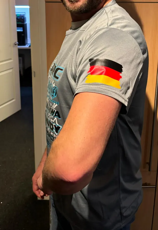 Raceshirt met Duitse vlag op de mouw